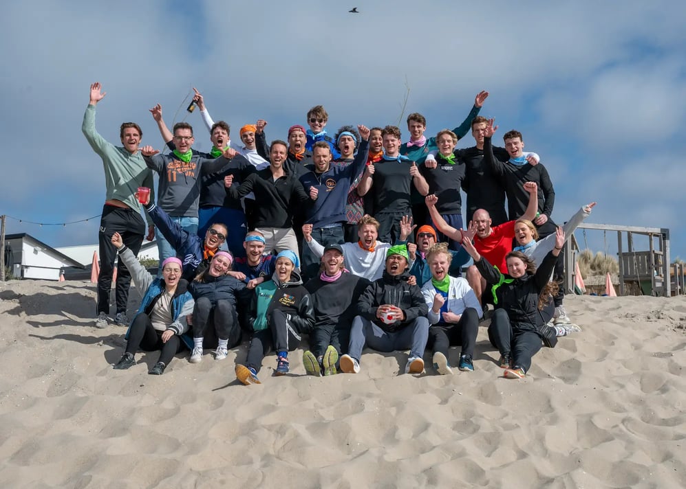 Nick Klaver Strand april 2025 teamfoto